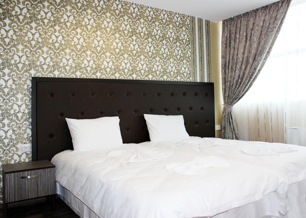 Family Hotel Сілістра Номер фото