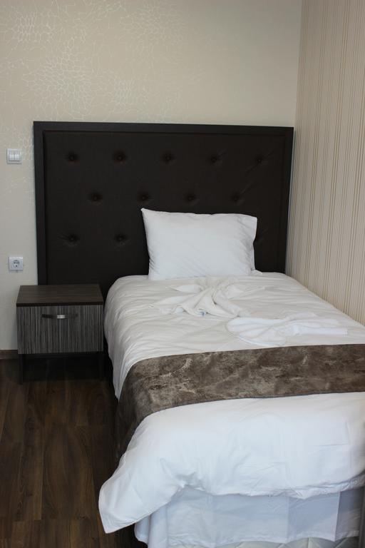 Family Hotel Сілістра Номер фото